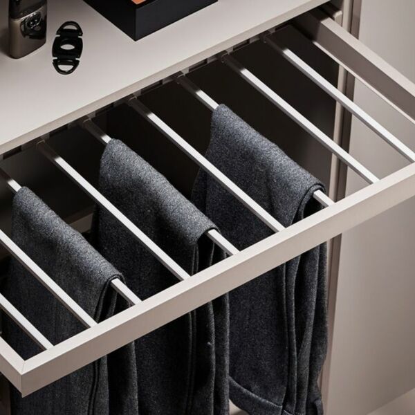 (29599) Unihopper COKA выдвижн.полка для брюк，в базу 600 мм, 564 * 443 * 51 мм