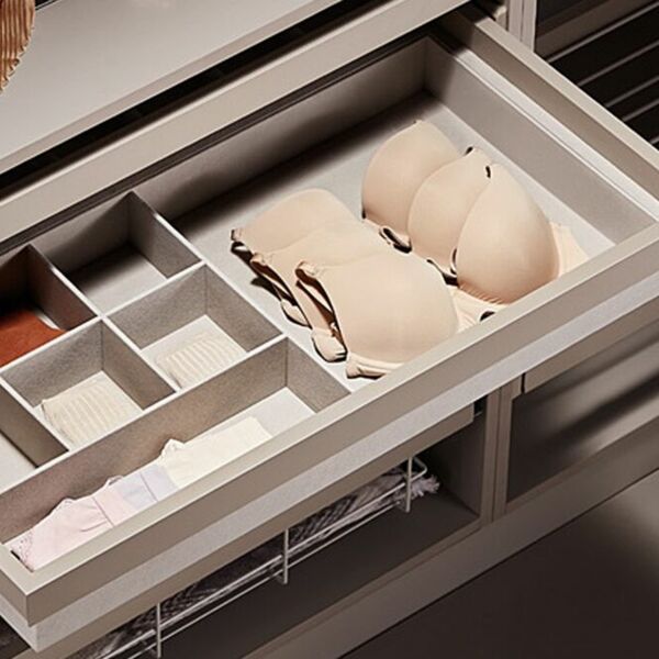 (29605) Unihopper COKA выдвижн. полка для аксесуаров и нижн.белья, в базу 600 мм, 564 * 443 * 122