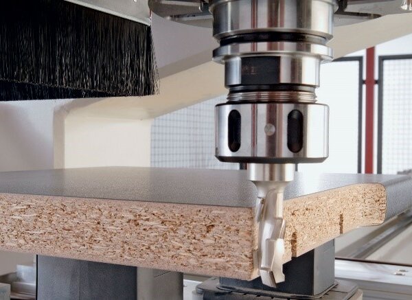 Один рез столешницы ЛДСП нестандарт.